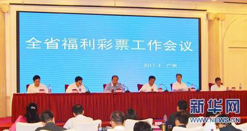 精妙的动作设计以及超强的紧迫感、打击感和疼痛感让这场打斗被观众力赞为;实战动作场面的又一范本